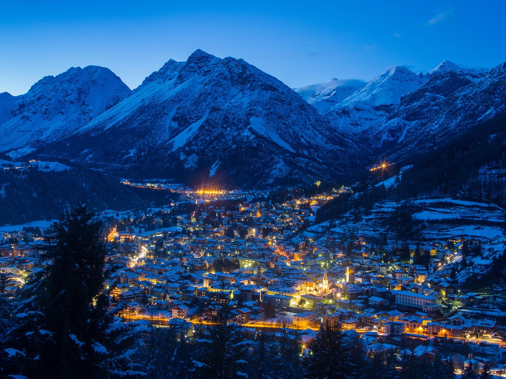 Bormio Panorama Notturno Ph. Giacomo Meneghello