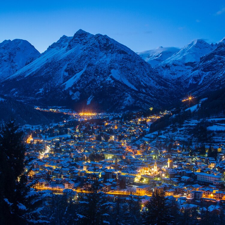 Bormio Panorama Notturno Ph. Giacomo Meneghello