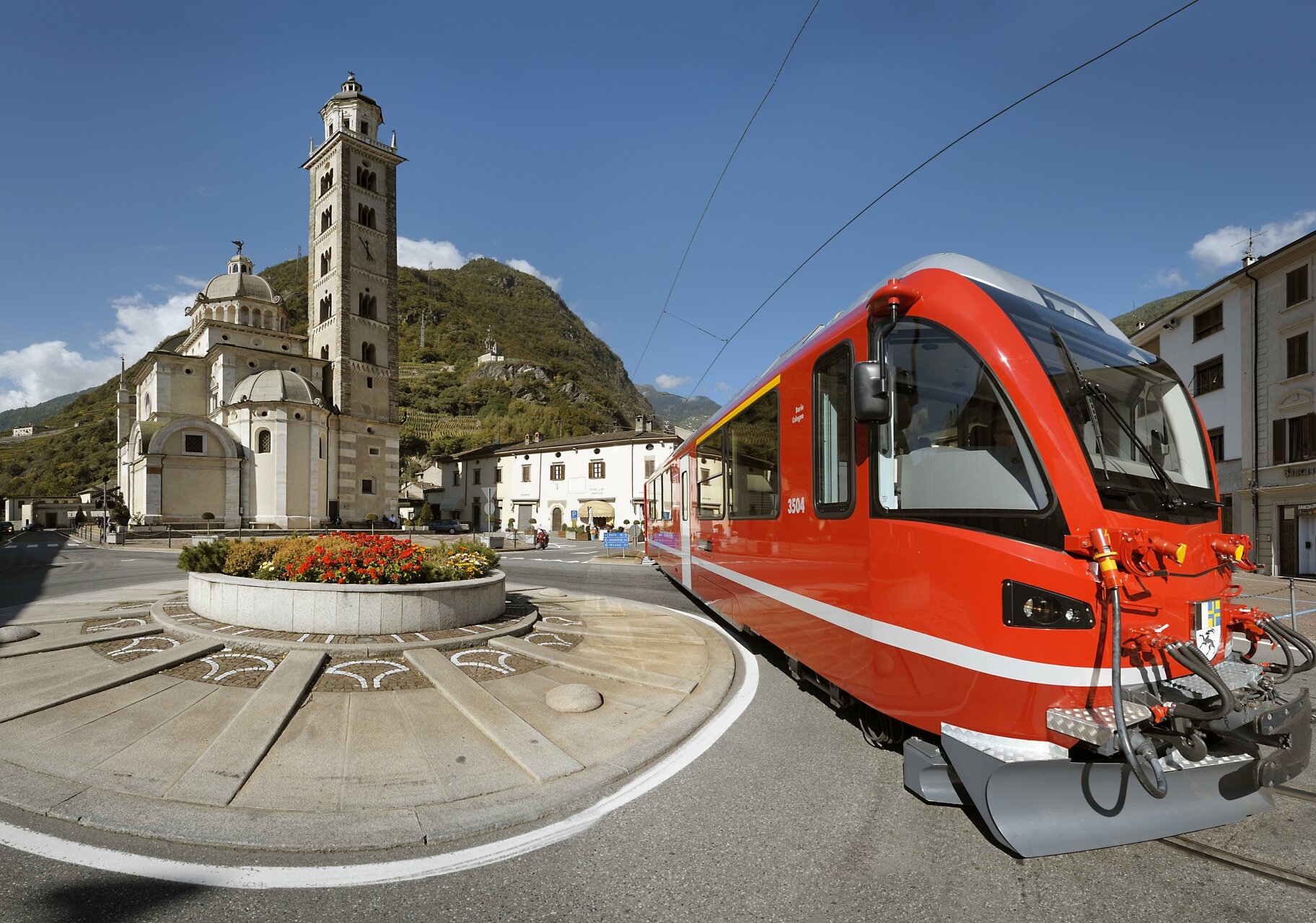 Trenino Rosso Del Bernina E Basilica Della Madonna Di Tirano   Ph. Ivan Previsdomini