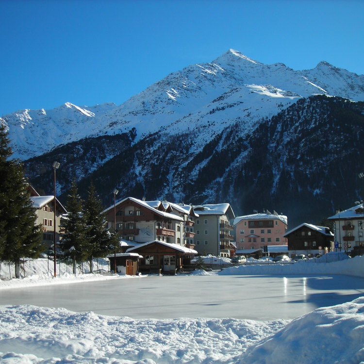 Santa Caterina Pattinaggio Sul Ghiaccio Ph. Proloco Valfurva (3)