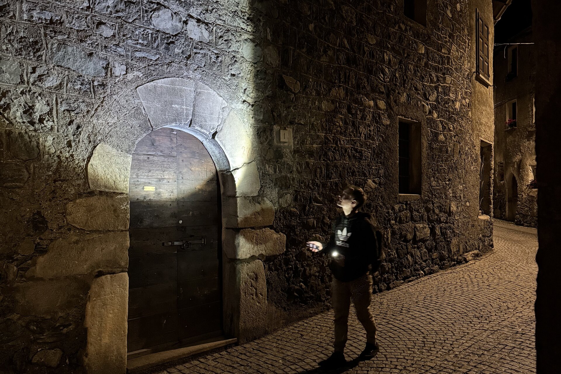 Sentiero Pietre Bianche - White Stones Trail