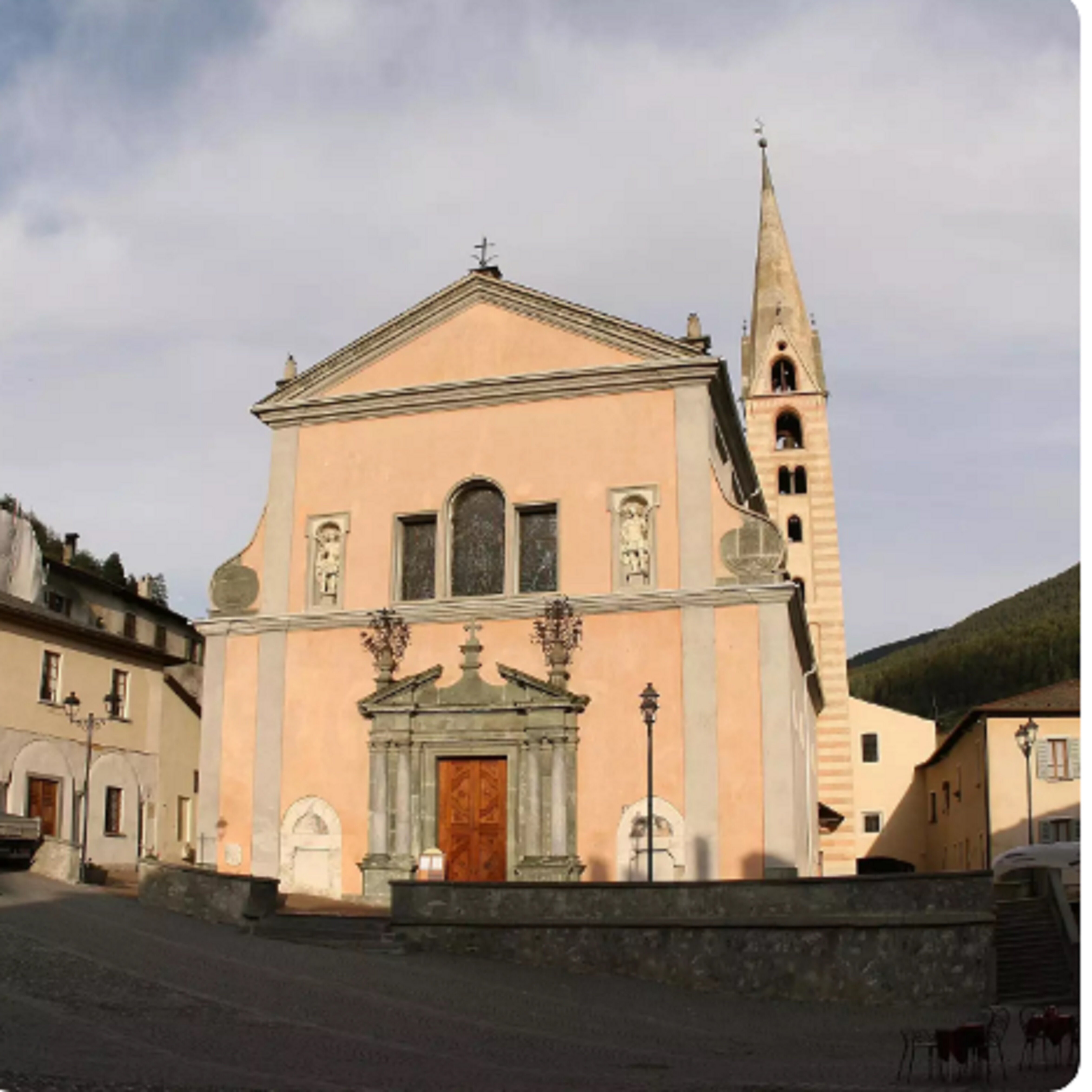Collegiata Ss Gervasio E Protasio
