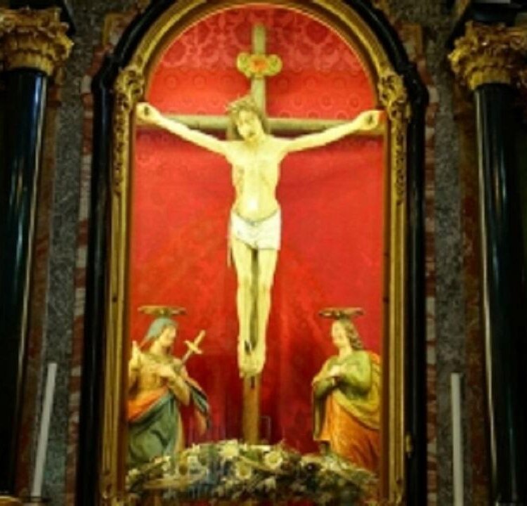 Discovering the churches of Bormio - Church of the Holy Crucifix