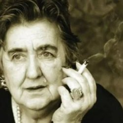 Dirupata poesia