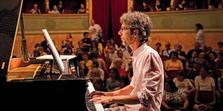 Emiliano Toso in concerto per il 25° anniversario di Ayda Directa