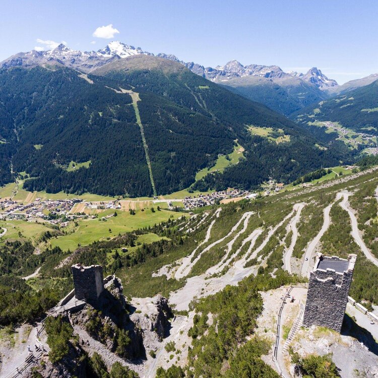 Enjoy Stelvio National Park - Cancano