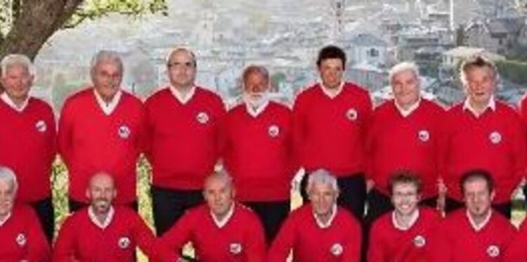 Esibizione del Coro La Bajona - Giardino Palazzo De Simoni