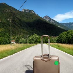 Strada facendo: storie d’Italia in cammino