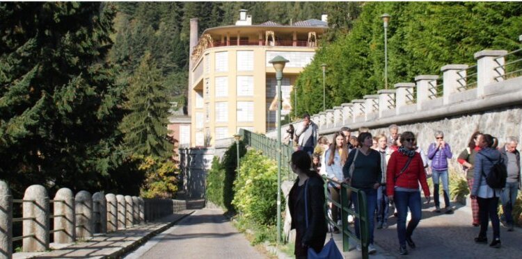 Visita guidata al paesaggio e alle architetture del Villaggio Morelli