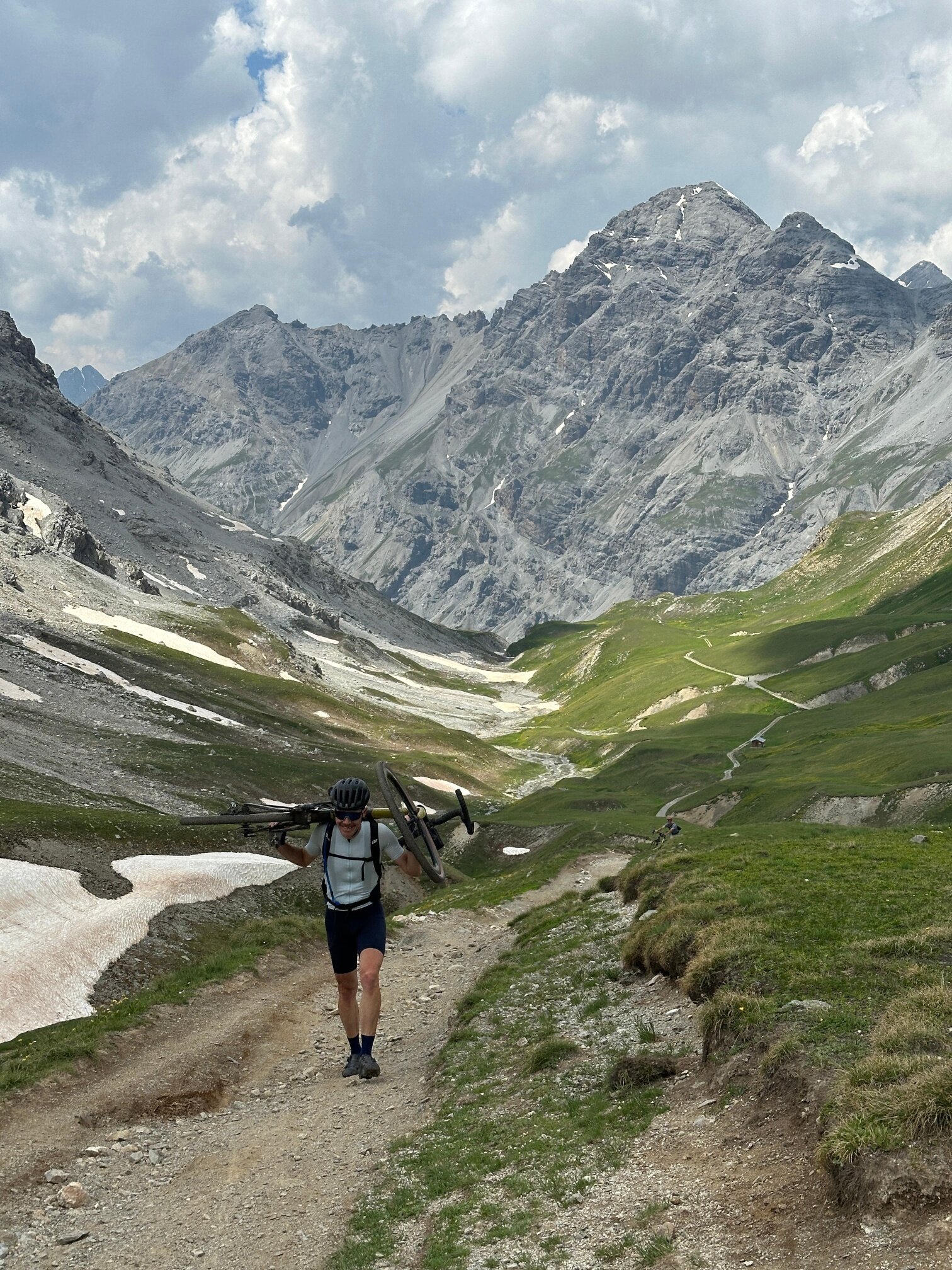 Img2 619933632 Default Variant