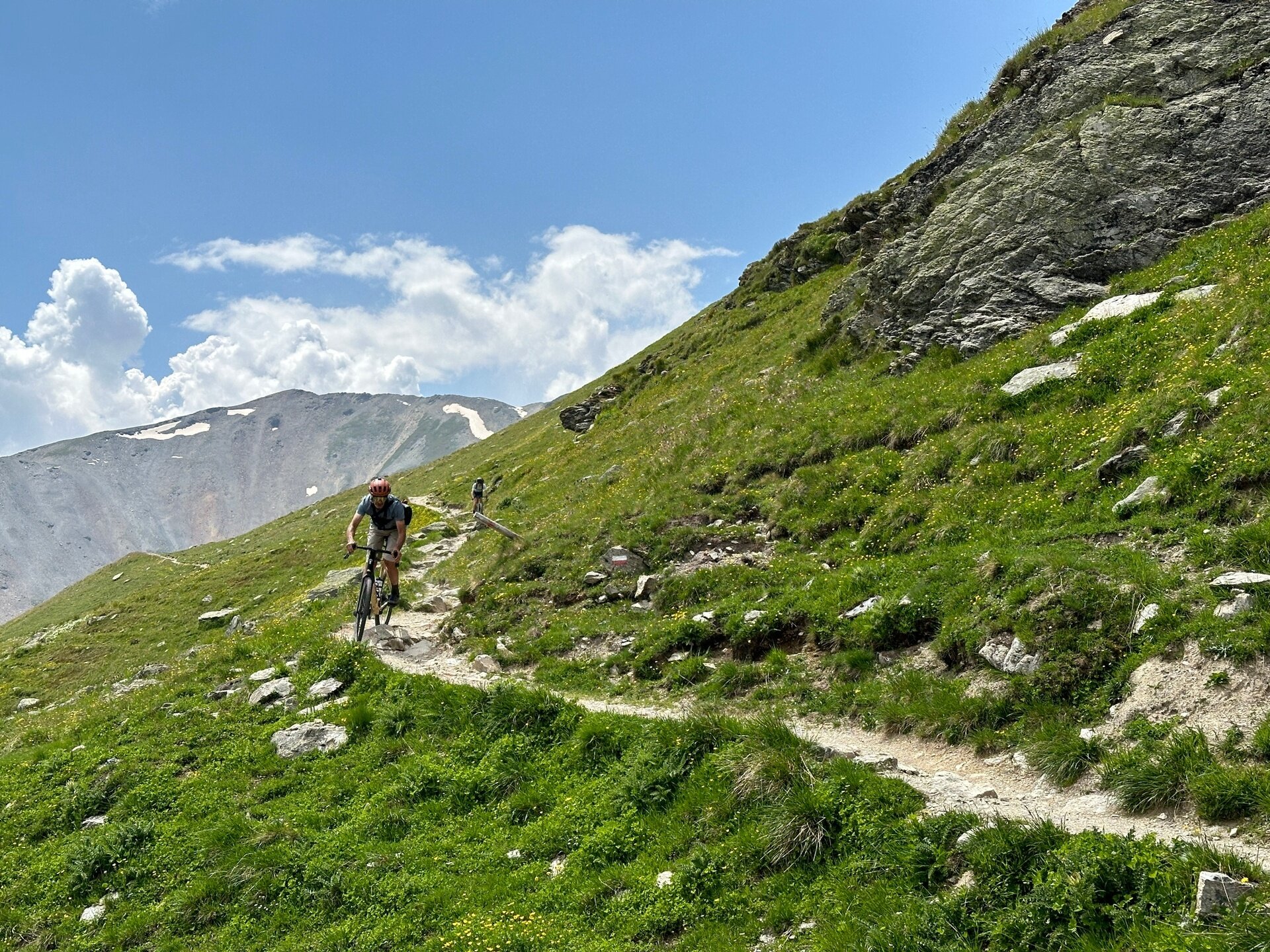 Img2 619933637 Default Variant