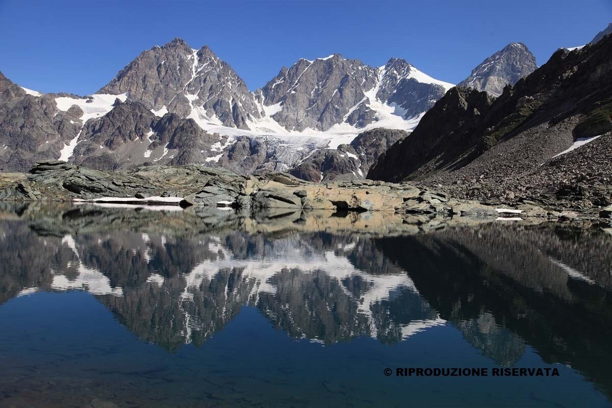 Pond at the Mountain of Scissors