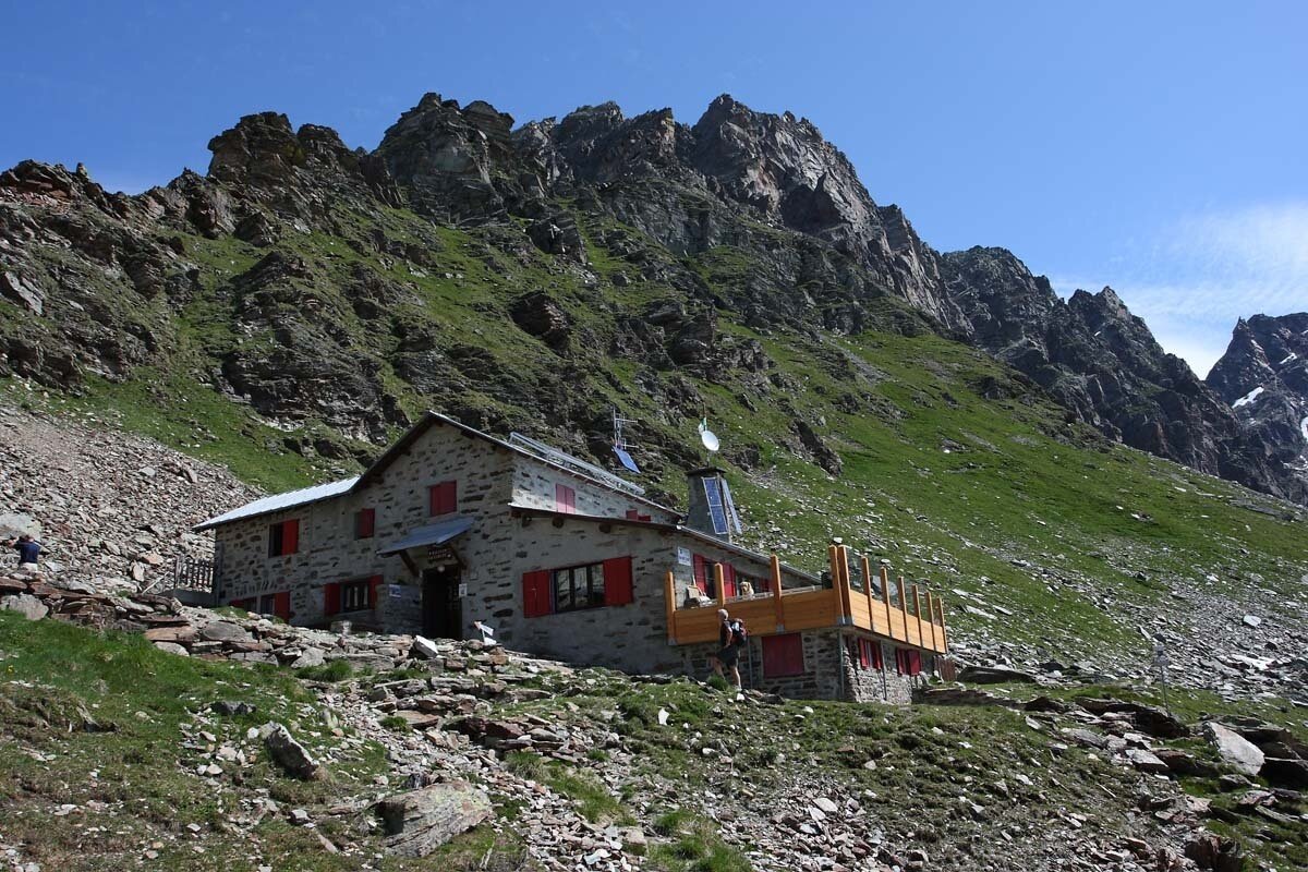 Gerli-Porro Refuge
