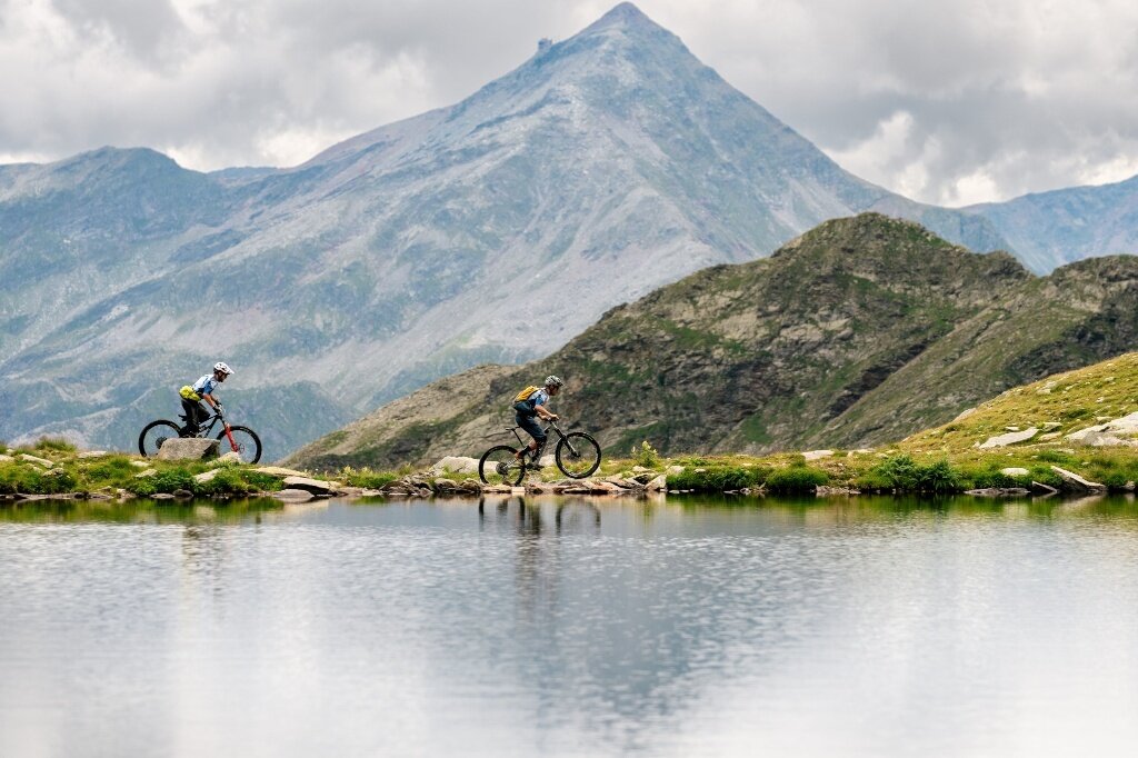 Img2 627608894 Default Variant