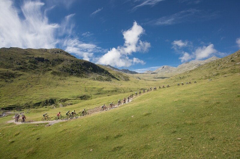 Towards the Trela Pass