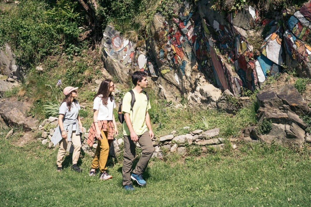 Img2 617480912 Default Variant