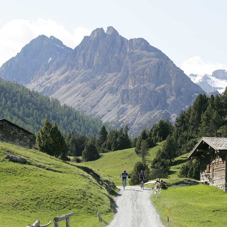 Giro dei Laghi di Cancano