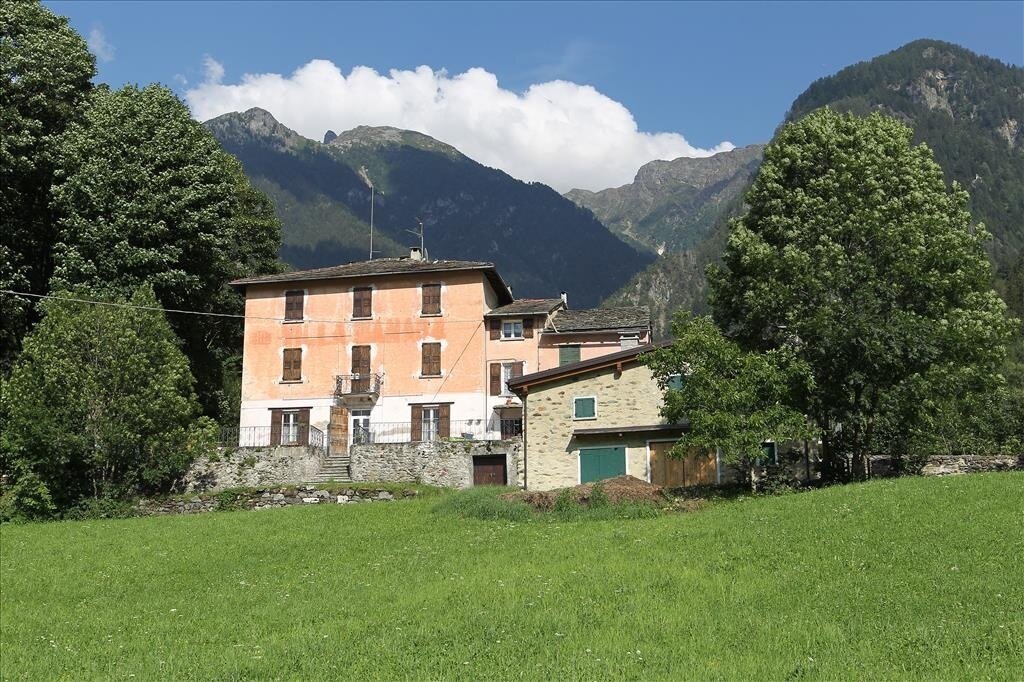 Villa Manara