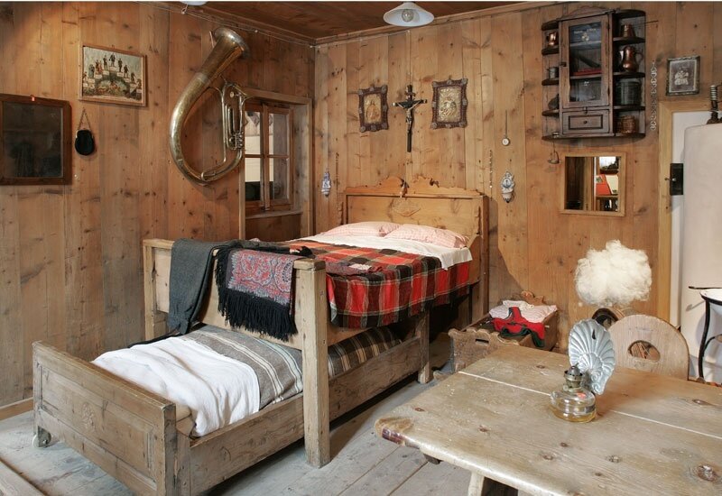 The interiors of the old mountain huts, reconstructed at the Valfurva Alpine Museum