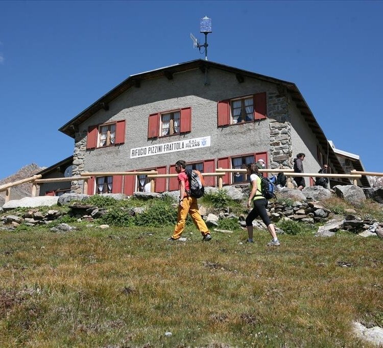 Document{{en=Rifugio Pizzini, it=Rifugio Pizzini, de=Rifugio Pizzini}}