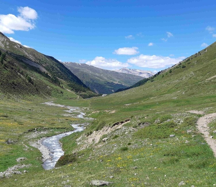 Document{{en=Ristoro Alpe Mine, it=Ristoro Alpe Mine, de=Raststätte Alpe Mine}}