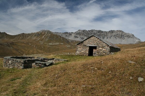 Terza Cantoniera - Rese Basse Laghetto Kehre auf 2588 m mit Joëlette