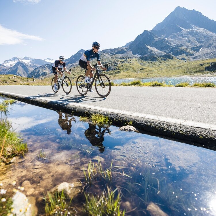 Giro Ad Anello Bormio Mazzo Di Valtellina Passo Del Mortirolo Ponte Di Legno Passo Di Gavia Bormio 812195152
