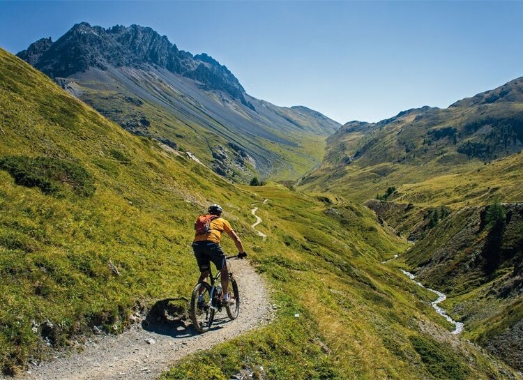 Livigno Giro Dei Laghi Cancano San Giacomo 804595702