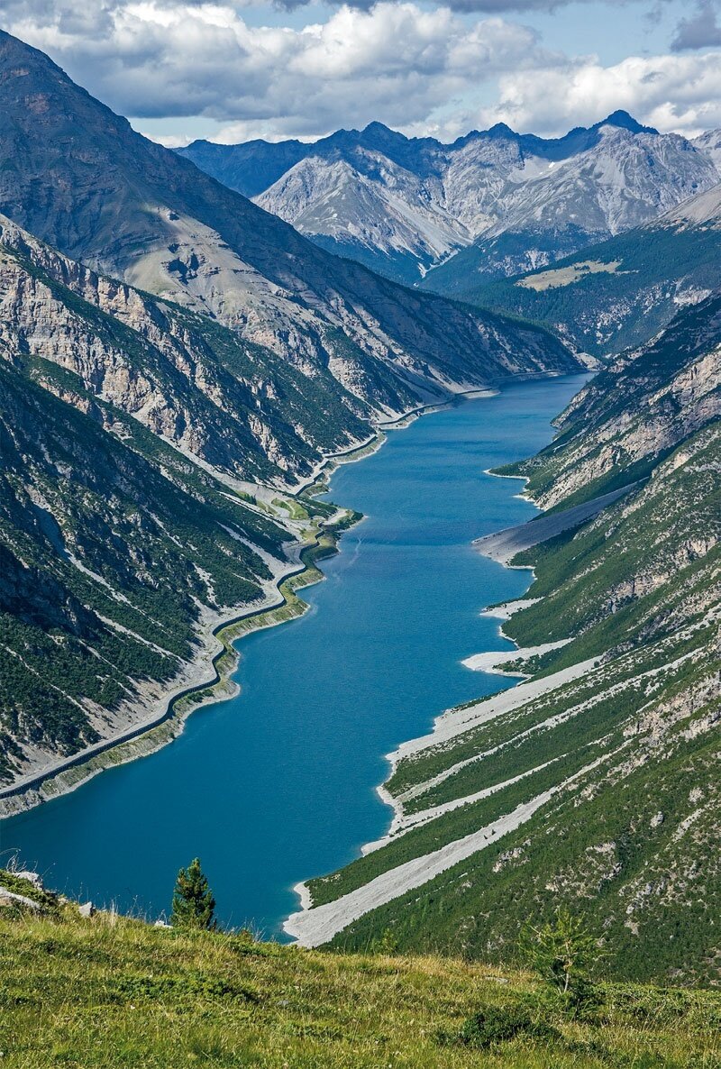 Dal Crap de la Paré il Lago di Livigno.