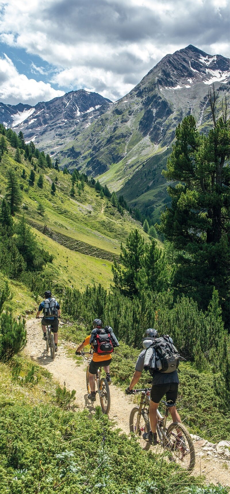 Discesa all’Alpe delle Mine.