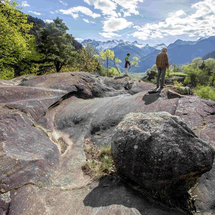 Loop in the Giant's Kettles nature reserve