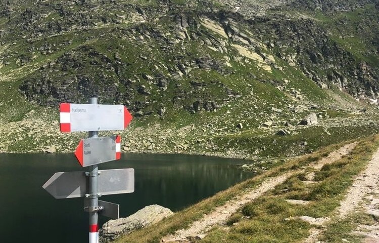 Madesimo - Lago d'Emet e rifugio Bertacchi - Passo di Niemet