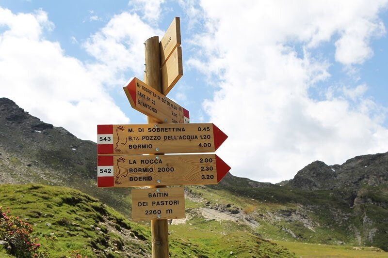 Baitin Shepherds Signage