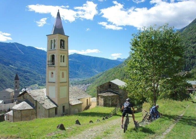 S. Giacomo di Grosio (1054 m)