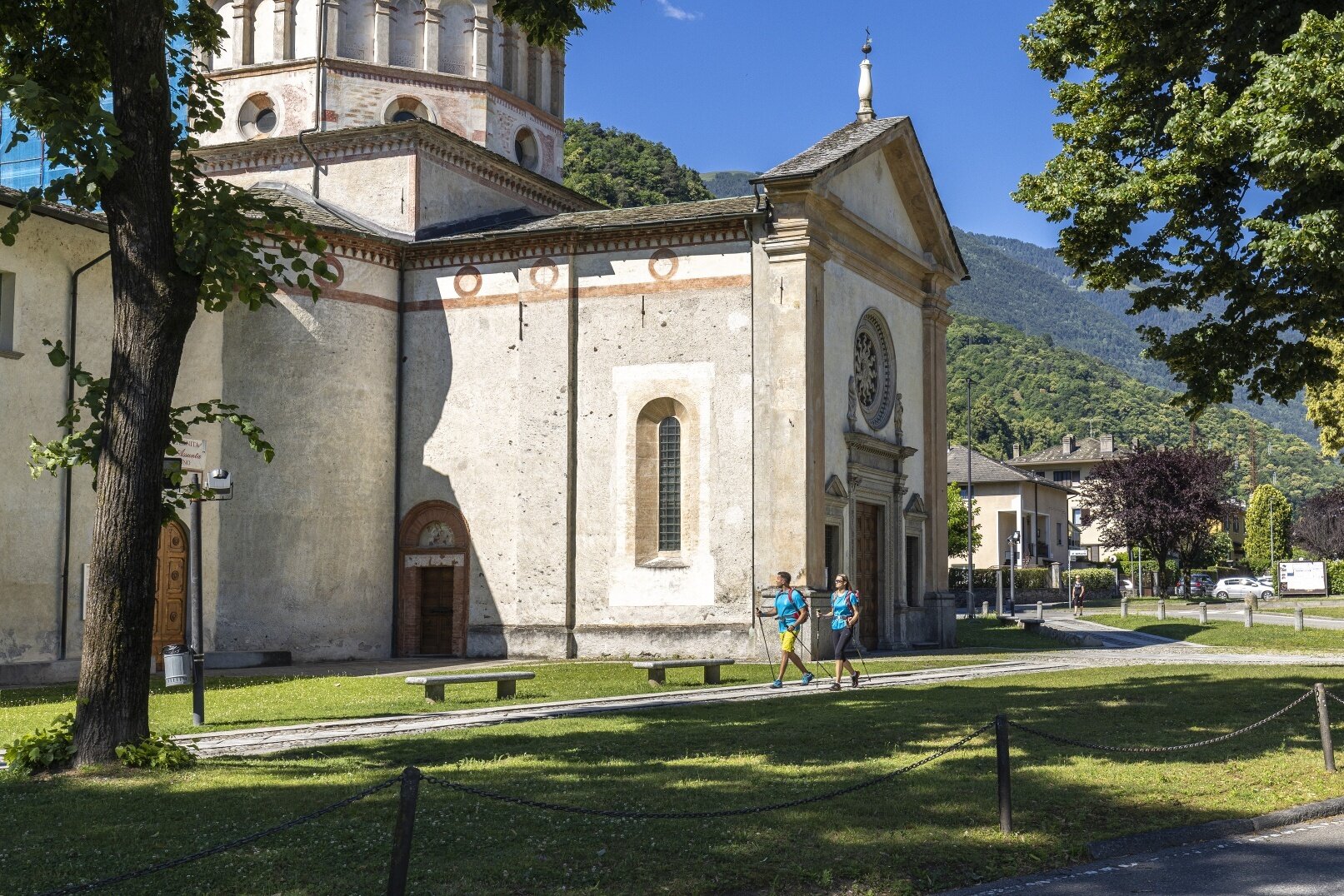 Img2 621302805 Default Variant