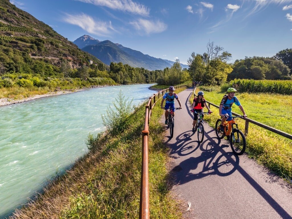 Valtellina Trail along the Adda River