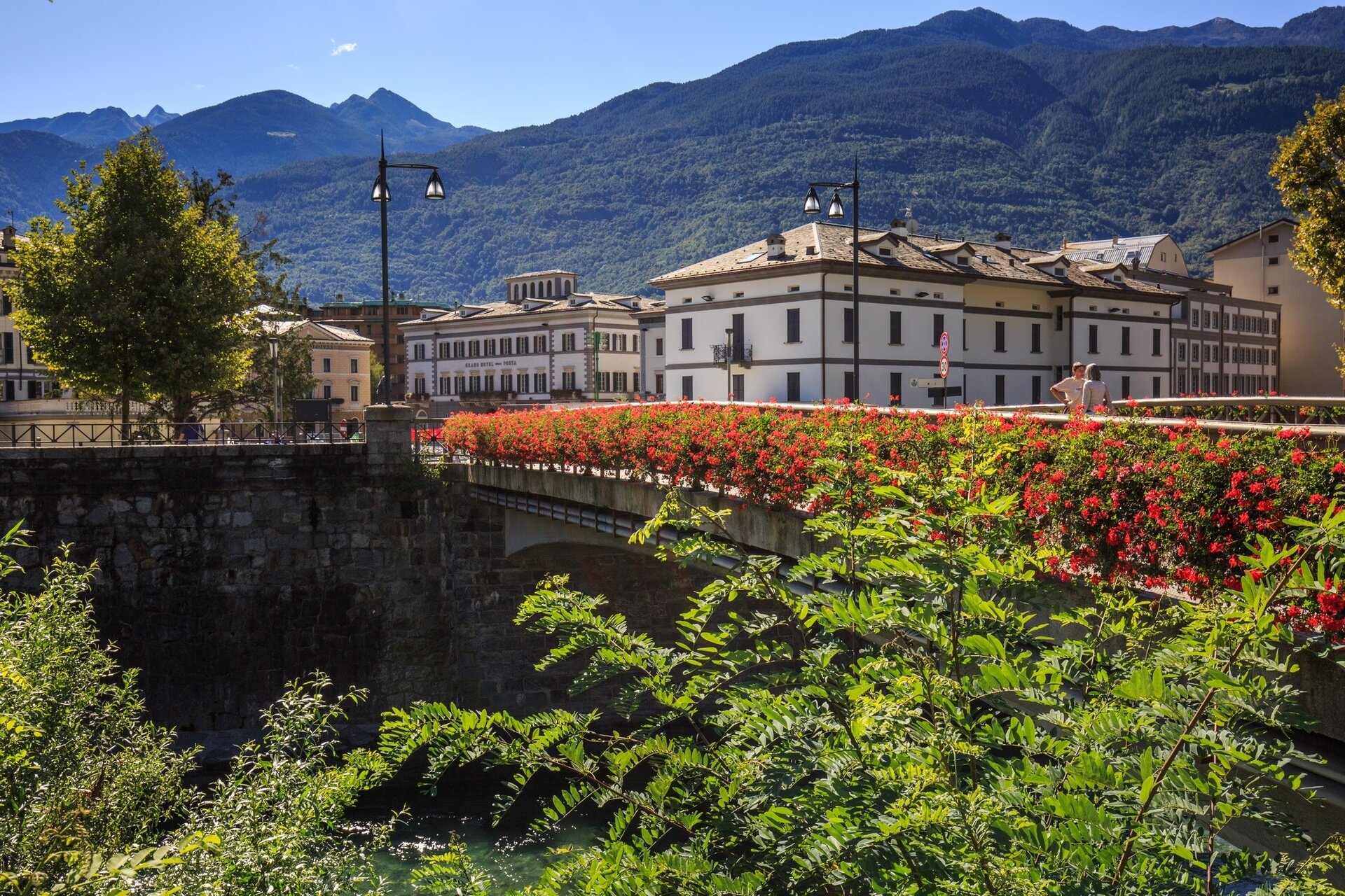 Img2 619289001 Default Variant