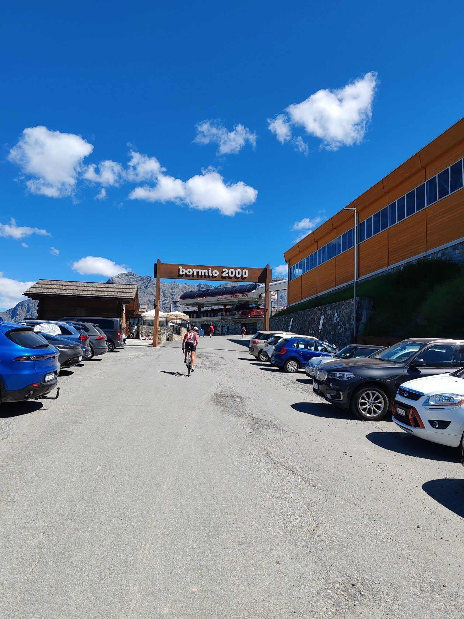 Img2 615910194 Default Variant