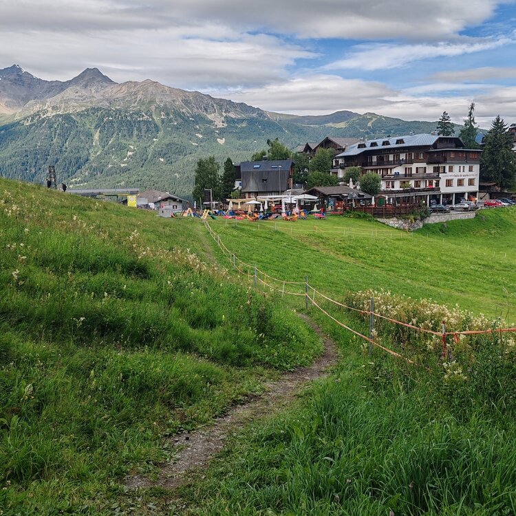 Stelvio Family Trek: Ring Bormio - Ciuk - Platform