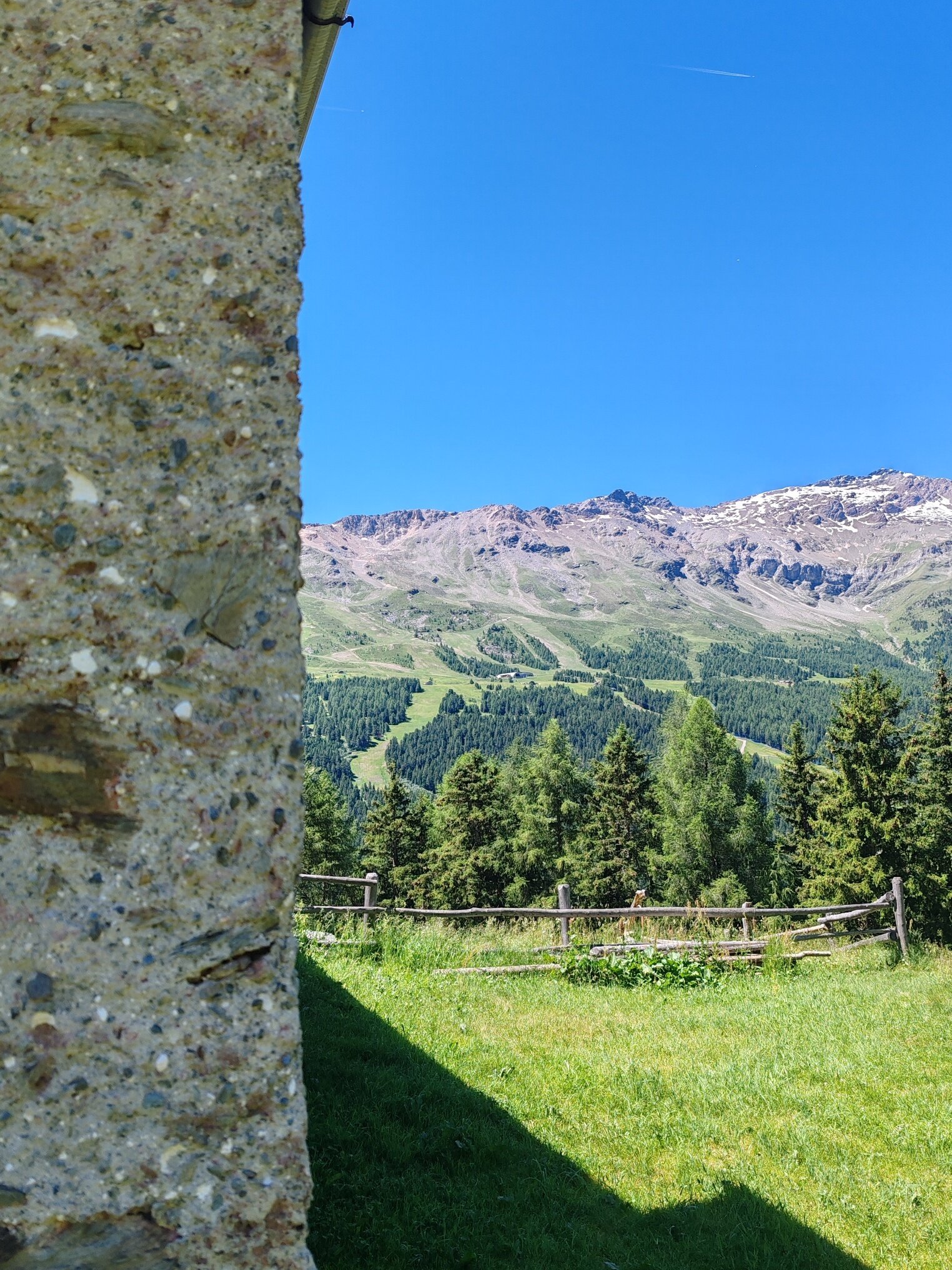 Img2 616370551 Default Variant