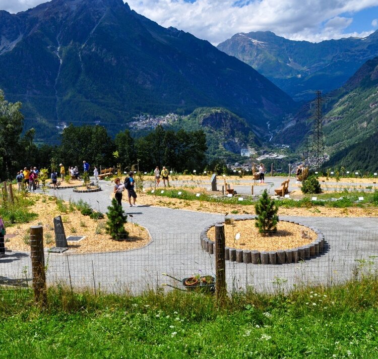L'anello dell'Orto botanico d'altura E. Dioli di Caspoggio