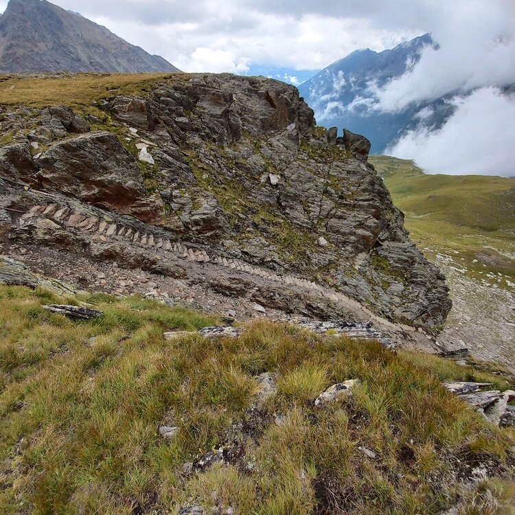 The "hundred steps" of Monte Gavia