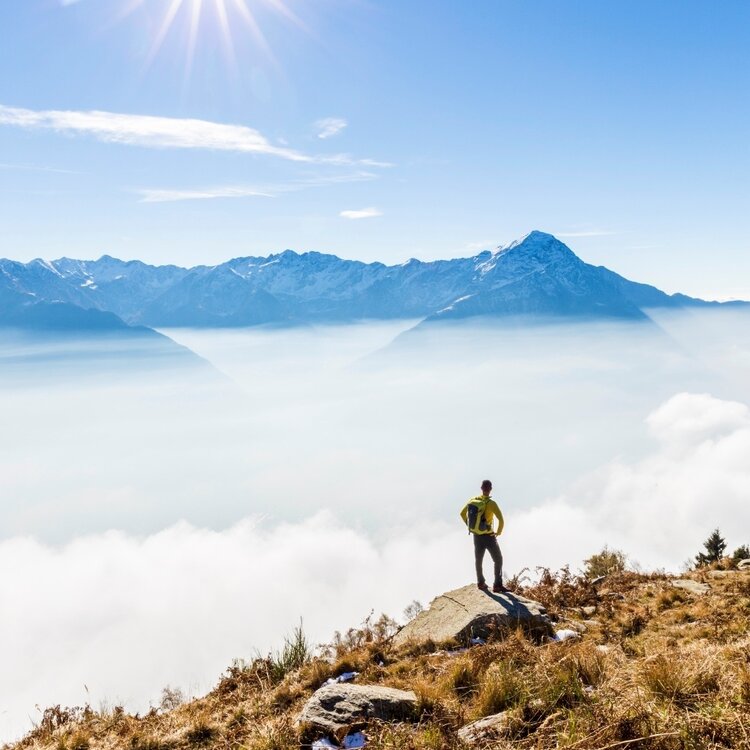 The super panoramic Bassetta, a mountain without a summit
