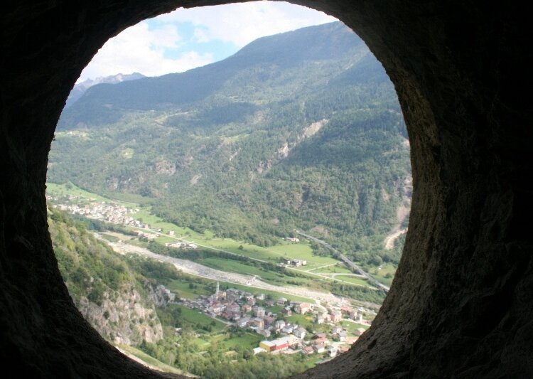 Via della Vernuga e dei Soldati