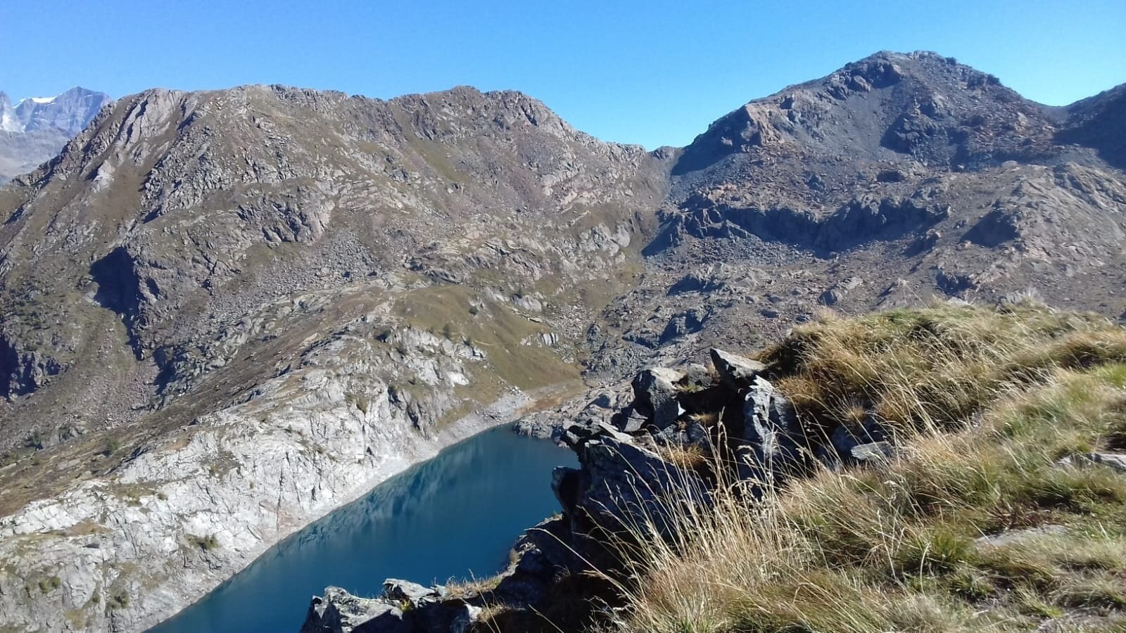 lago pirola