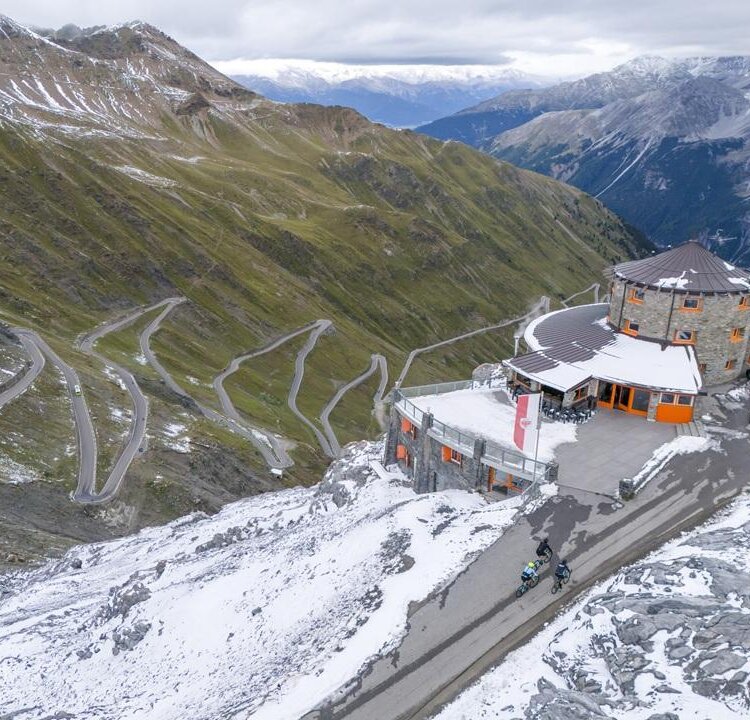 Strada-Stelvio-bolzano