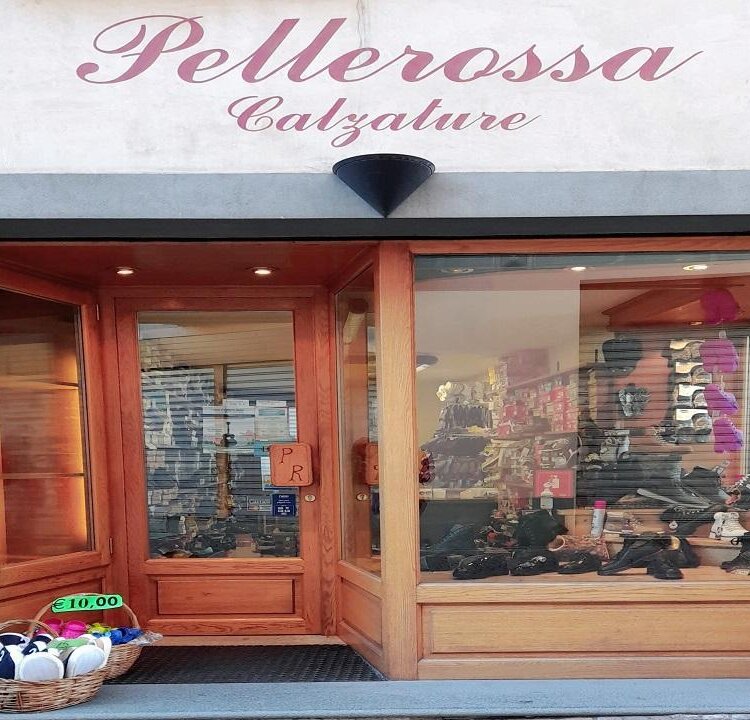 Pellerossa-Calzature-ingresso